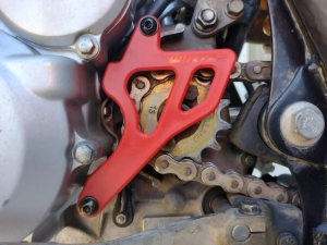 Cubre Pi�on Honda Tornado XR 250